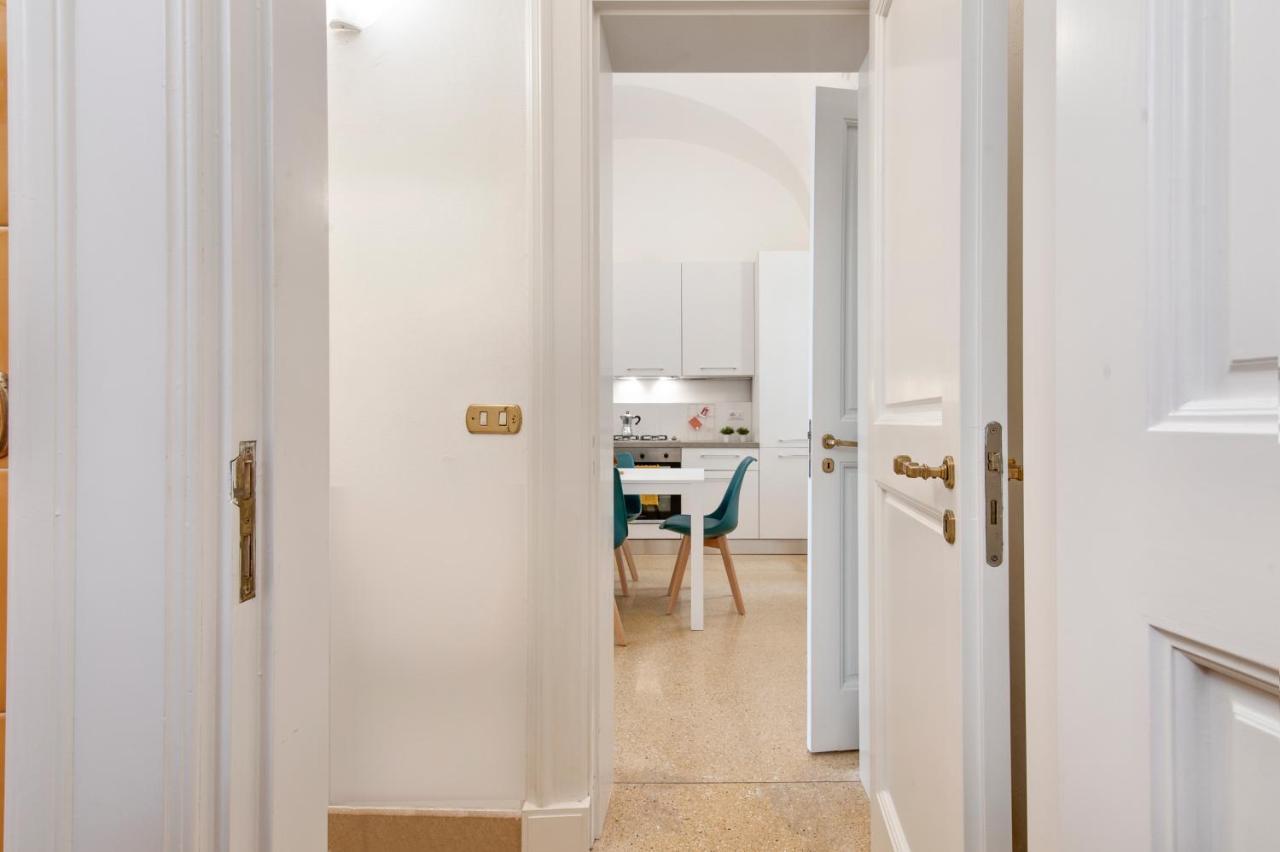 Blue Loft - Old Town Apartment Sit 莱切 外观 照片